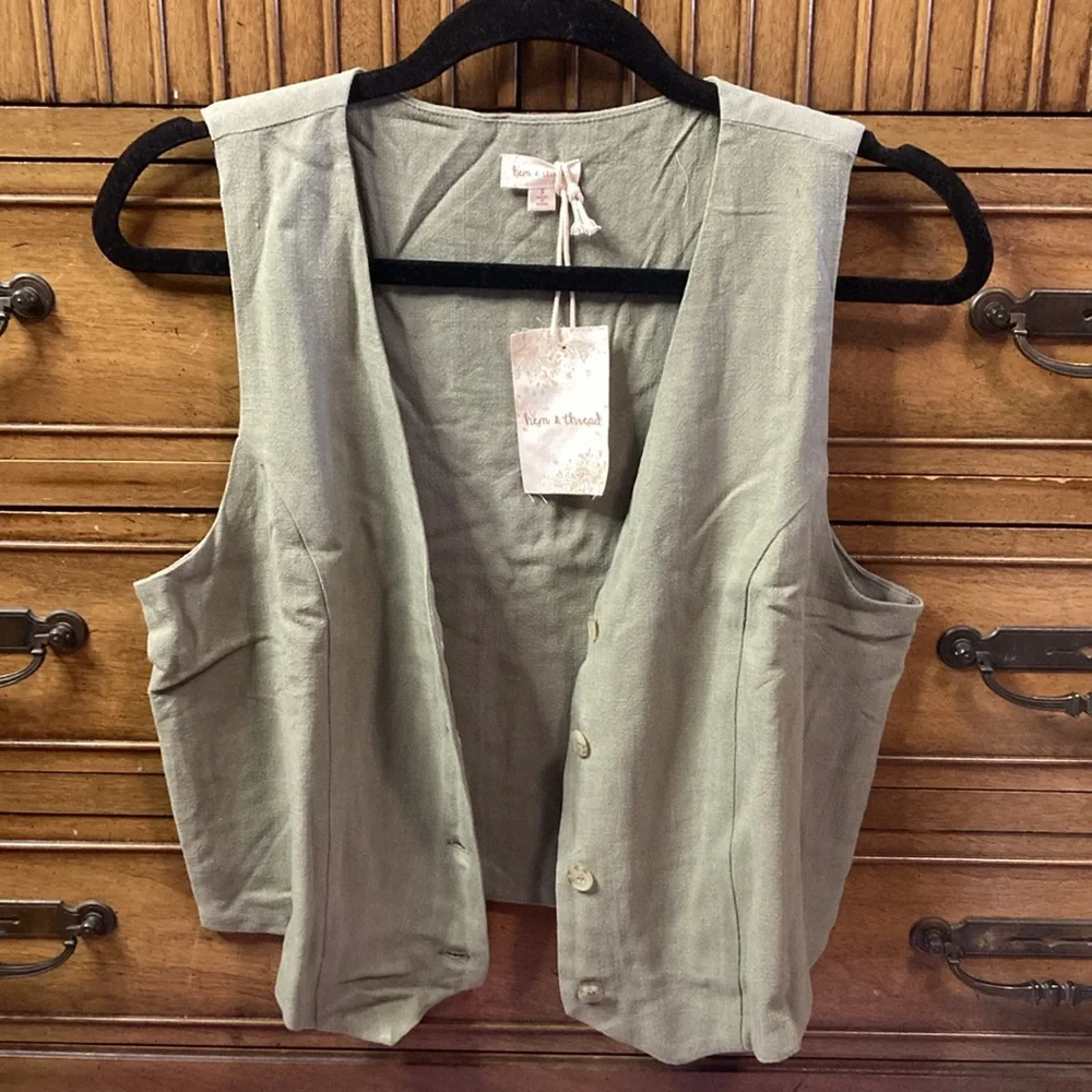 HEM & THREAD Sage Green Button-Down Vest - Picture 6 of 8